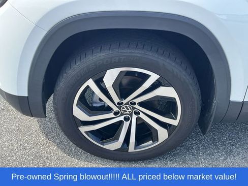 Used 2022 Volkswagen Atlas SEL AWD/4WD image 11