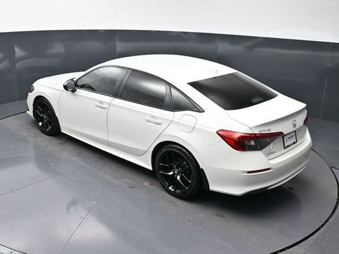 Used 2023 Honda Civic Sport image 29