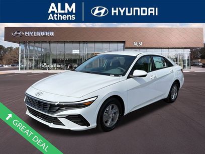 New 2026 Hyundai Elantra SE