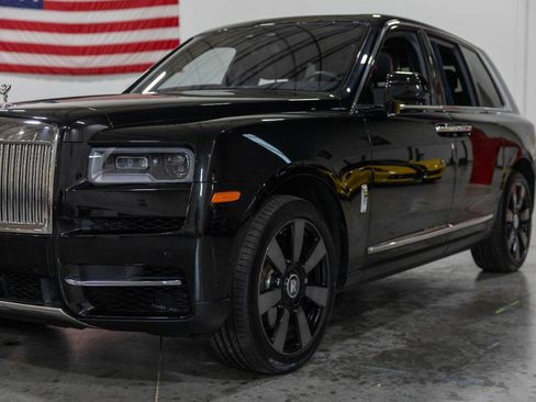 Used 2020 Rolls-Royce Cullinan AWD/4WD image 25