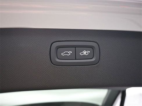 New 2026 Volvo XC90 T8 Ultra image 33