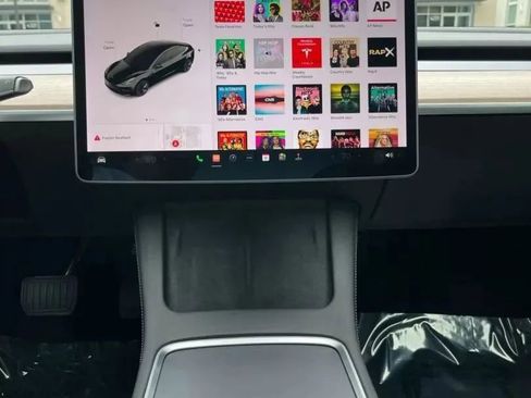 Used 2022 Tesla Model 3 Long Range AWD/4WD image 15