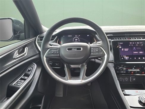 Certified 2025 Jeep Grand Cherokee Laredo X w/ Luxury Tech Group I image 25