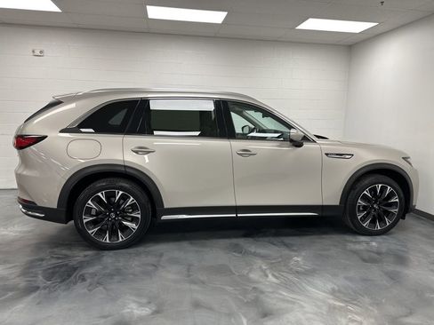 Certified 2024 MAZDA CX-90 Plug-In Hybrid w/ Premium Plus image 5