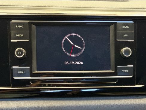 Used 2022 Volkswagen Taos S FWD image 9