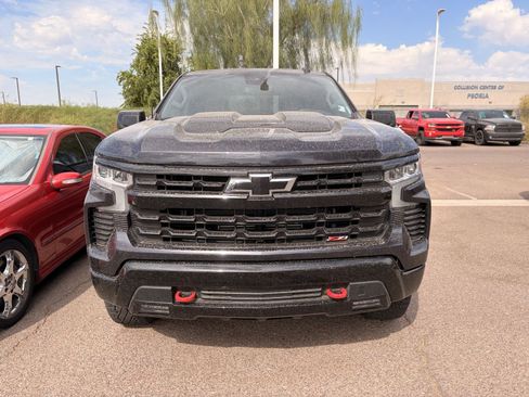 Used 2022 Chevrolet Silverado 1500 LT Trail Boss w/ Protection Package AWD/4WD image 2