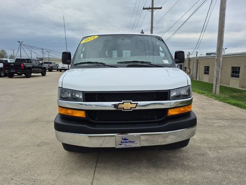 Certified 2024 Chevrolet Express 2500 w/ Driver Convenience Package RWD image 2