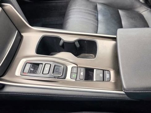 Used 2019 Honda Accord EX-L image 17