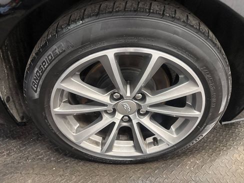 Used 2019 Cadillac CTS Luxury RWD image 9