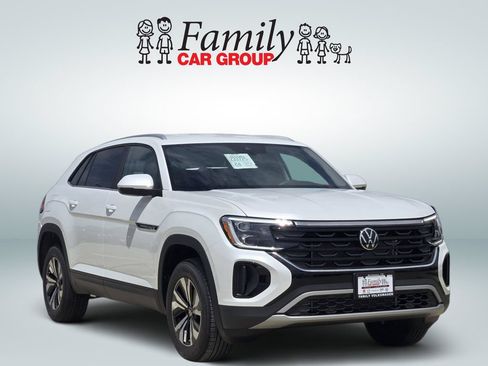 New 2026 Volkswagen Atlas Cross Sport SE FWD image 2