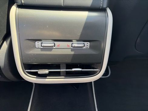 Used 2025 Lincoln Nautilus Premier w/ Equipment Group 102A image 23