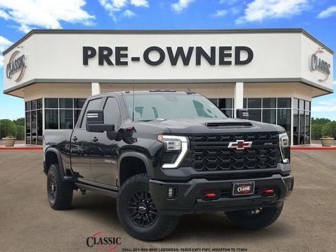 Used 2026 Chevrolet Silverado 2500 ZR2 AWD/4WD image 1