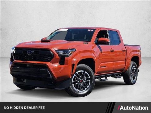 Certified 2025 Toyota Tacoma TRD Sport w/ TRD Sport Upgrade Package AWD/4WD image 1