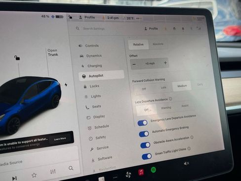 Used 2021 Tesla Model Y Long Range image 52