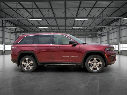 New 2026 Jeep Grand Cherokee Limited AWD/4WD image 5