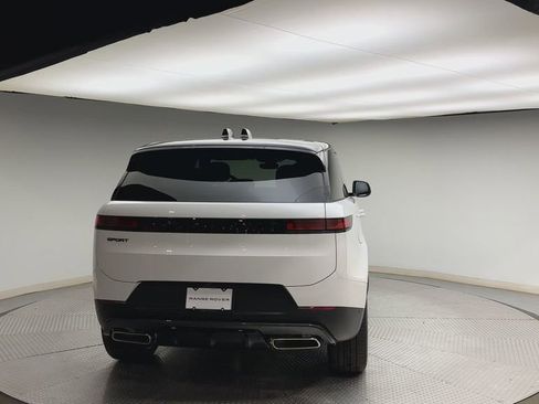 New 2026 Land Rover Range Rover Sport SE image 3