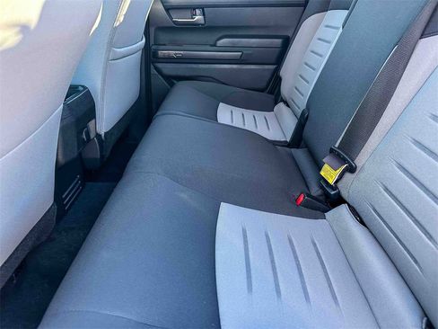 Used 2024 Toyota Tacoma TRD Off-Road image 18