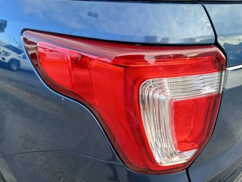 Used 2018 Ford Explorer FWD image 13