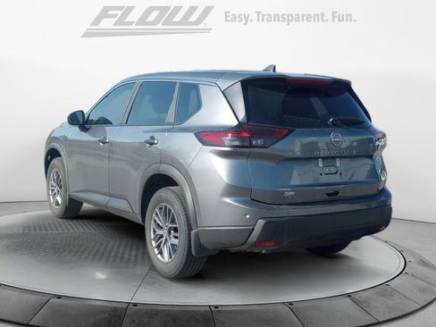 Used 2026 Nissan Rogue S image 5