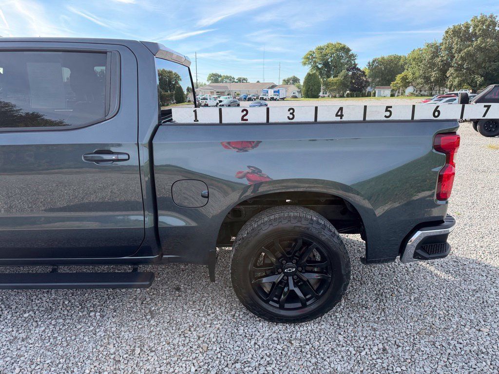 Used 2019 Chevrolet Silverado 1500 LT w/ All-Star Edition AWD/4WD image 24