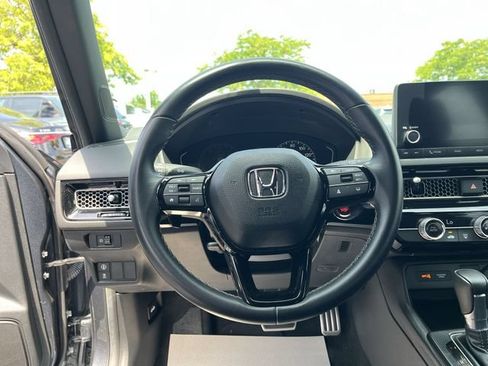 Used 2023 Honda Civic Sport image 13