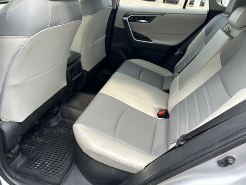 Certified 2023 Toyota RAV4 XLE Premium AWD/4WD image 18