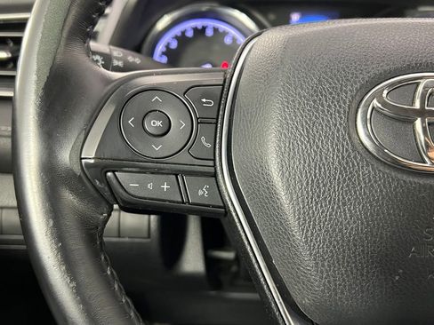 Used 2020 Toyota Camry SE image 22