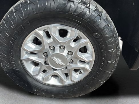 Used 2020 Chevrolet Silverado 2500 LT RWD image 18