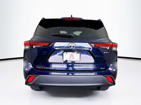 New 2026 Toyota Highlander XLE image 7