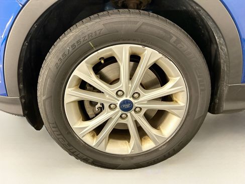 Used 2019 Ford Escape SEL AWD/4WD image 33