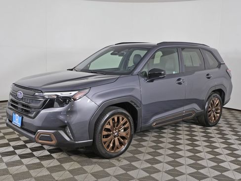Used 2025 Subaru Forester Sport w/ Popular Package #1 AWD/4WD image 8