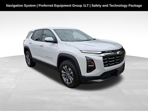 Used 2026 Chevrolet Equinox LT w/ Convenience Package II FWD image 1
