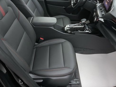 New 2026 Chevrolet Trax RS w/ Sunroof Package image 22