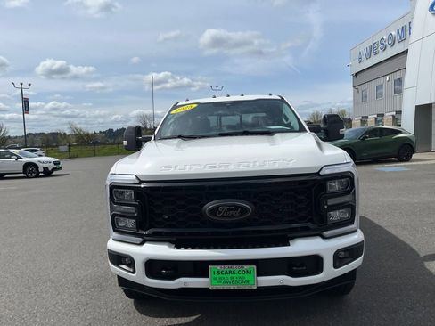 Used 2025 Ford F350 Lariat w/ Lariat Ultimate Package AWD/4WD image 11