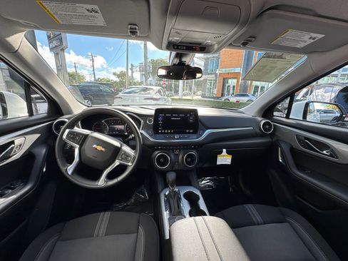 Certified 2025 Chevrolet Blazer LT image 26