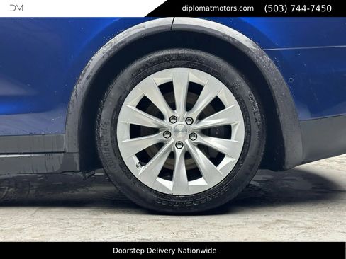 Used 2019 Tesla Model X Long Range image 41
