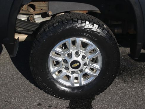 Used 2020 Chevrolet Silverado 2500 LT image 38