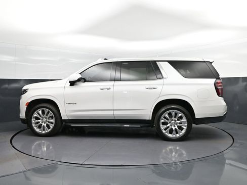 Used 2022 Chevrolet Tahoe LT w/ LT Signature Package AWD/4WD image 4