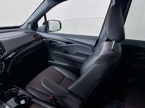 Used 2023 Honda Ridgeline Black Edition image 21