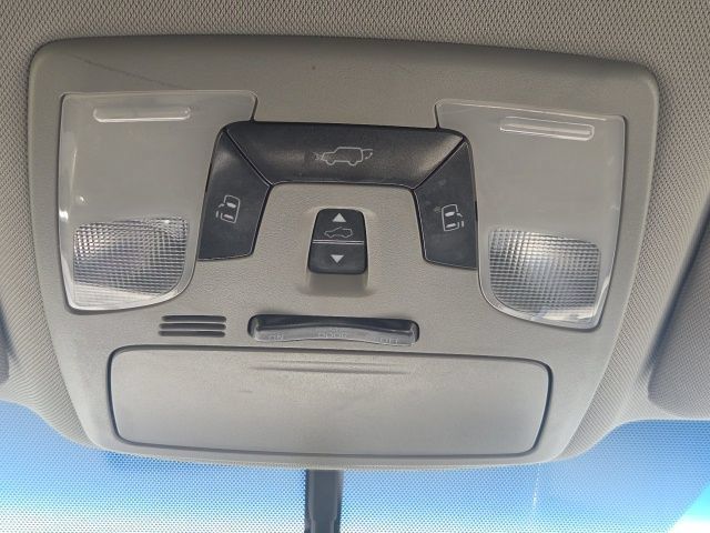 Used 2017 Toyota Sienna XLE w/ XLE Navigation Package FWD image 30