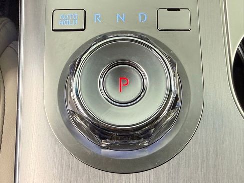 Used 2026 Genesis GV70 2.5T Select image 26