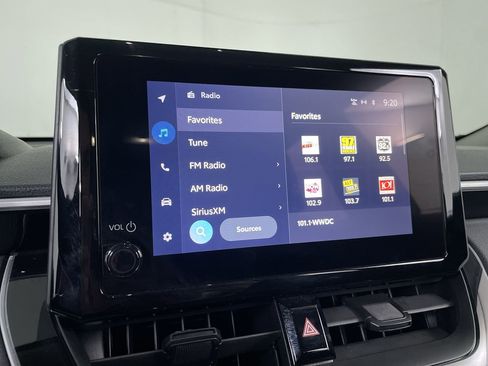 Used 2023 Toyota Corolla Cross LE image 14