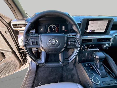 Used 2025 Toyota Tacoma SR5 RWD image 6