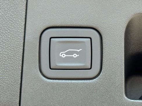 New 2025 Cadillac XT5 Sportv w/ LPO, Floor Liner Package image 39