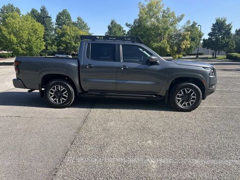 New 2026 Nissan Frontier SV w/ Tow Package AWD/4WD image 8