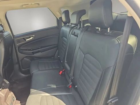 Used 2017 Ford Edge SEL w/ Equipment Group 201A FWD image 24