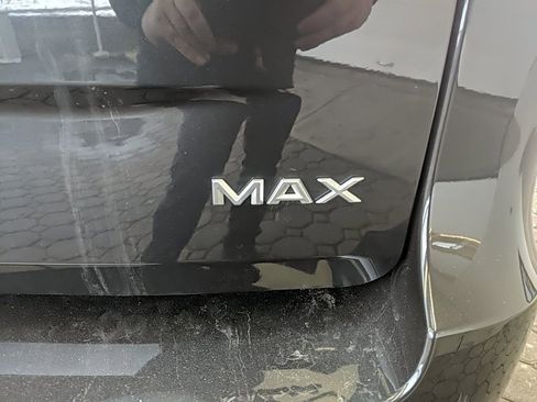 Used 2025 Ford Expedition Max Platinum image 8