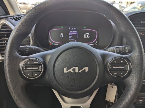 Certified 2023 Kia Soul LX image 20