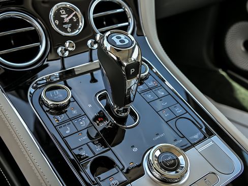 New 2026 Bentley Continental GT AWD/4WD image 42