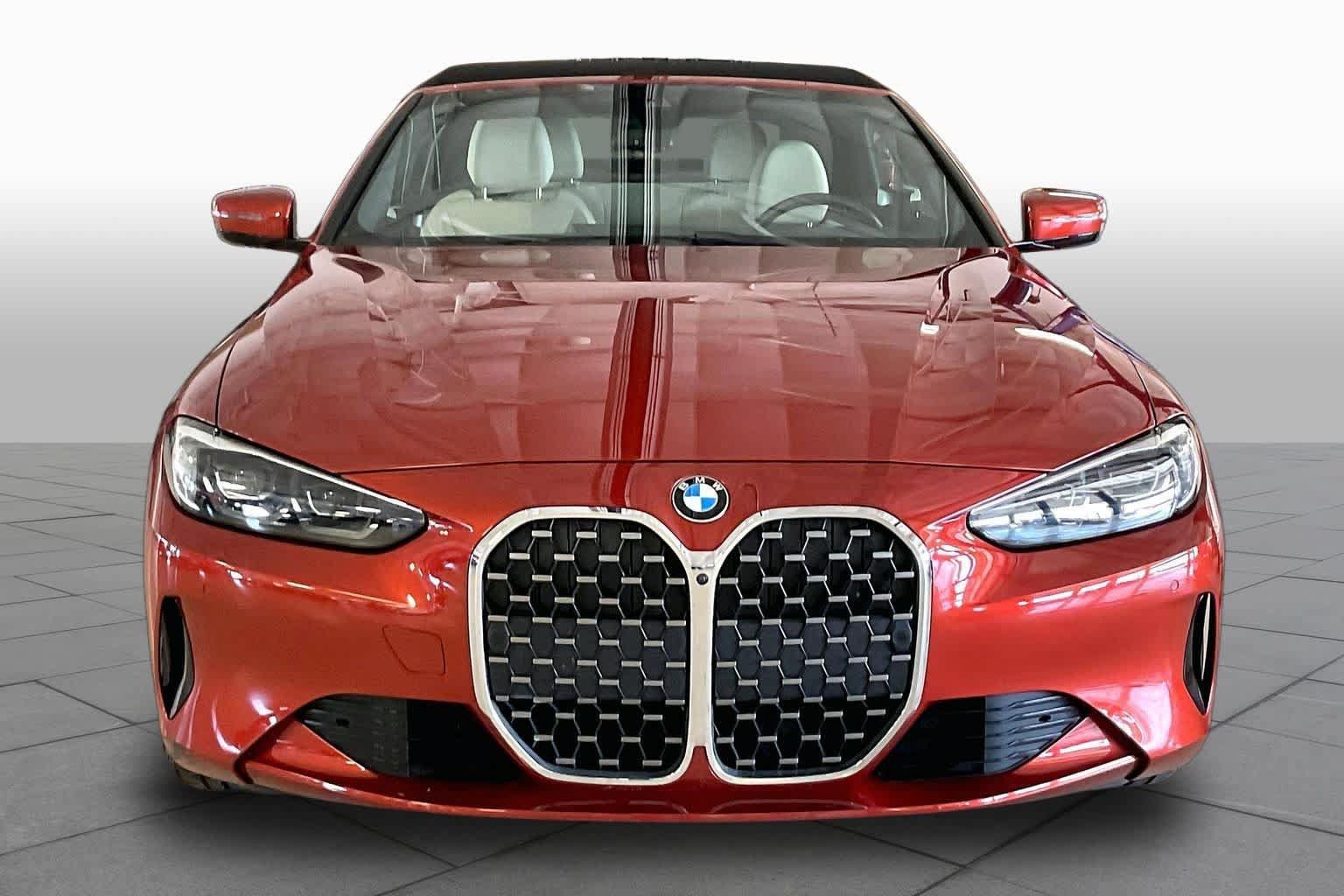 Used 2024 BMW 430i Convertible w/ Parking Assistance Package RWD image 3